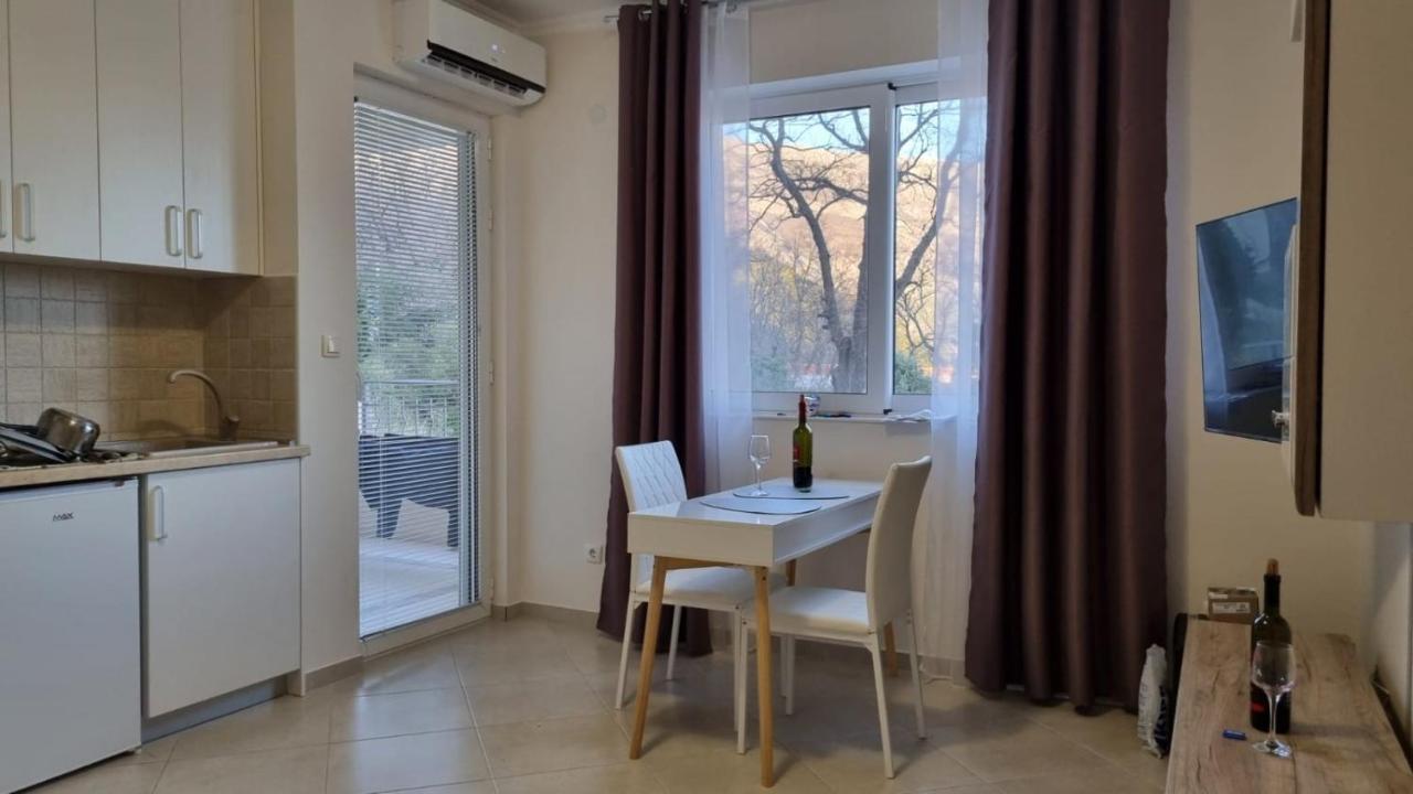 Greenhill-1 Sutomore Apartm Zewnętrze zdjęcie